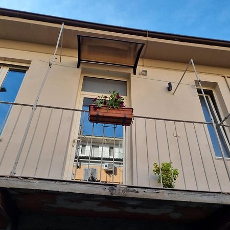 Ca Fiamma 2 Apartment Casale Monferrato Luaran gambar